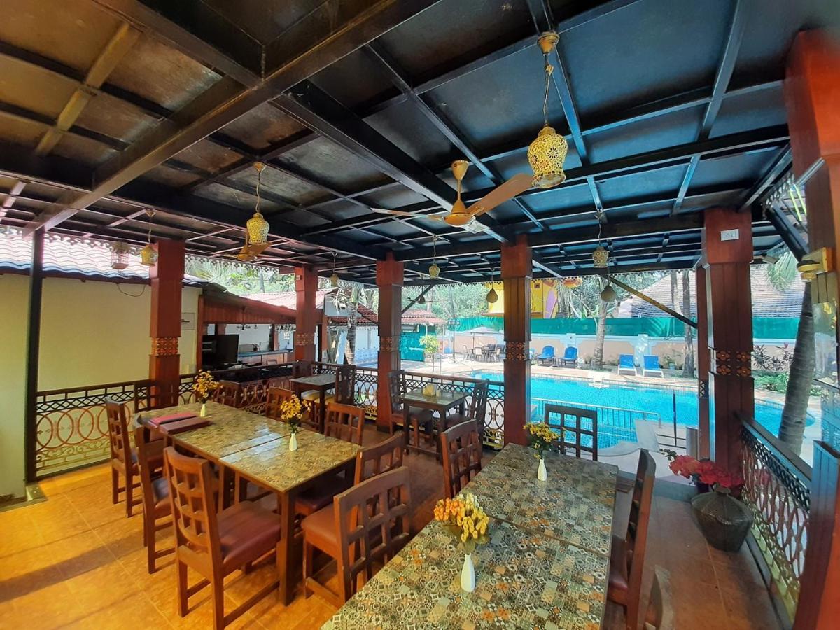 Resort Palmeiras Dourado Cansaulim Esterno foto